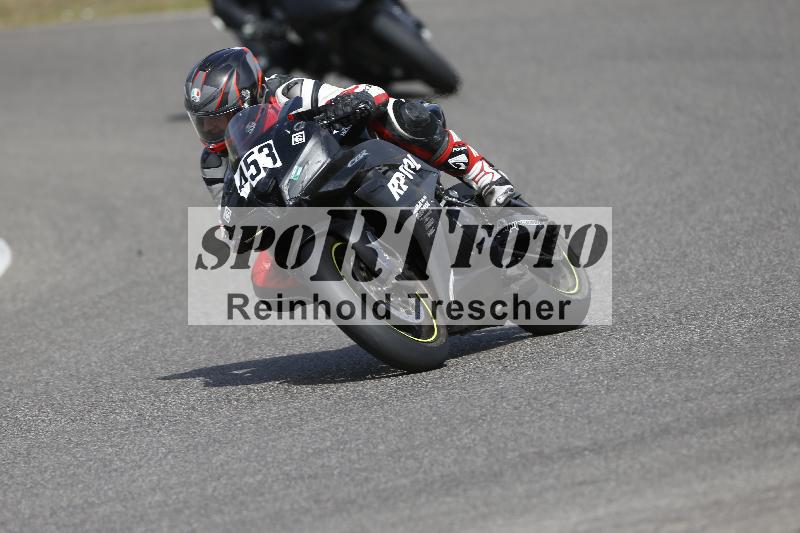 /37 09.08.2026  Pluess Motosport ADR/Freies Fahren/453